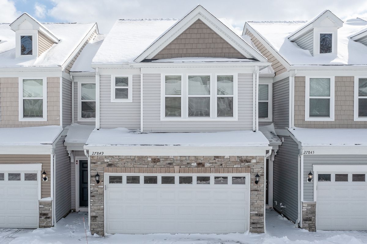 Foto principal - 27845 Birchwood Ct