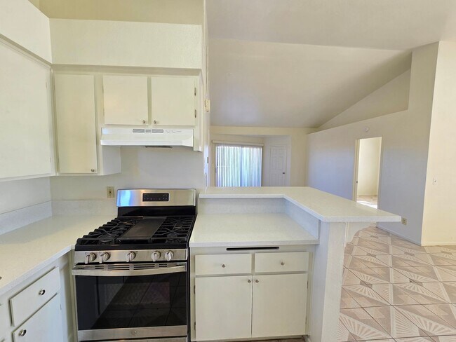 Foto del edificio - 21411 Hacienda Blvd