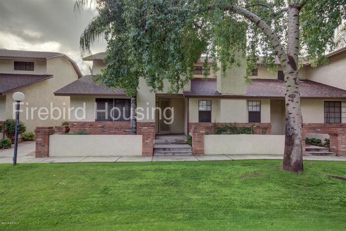 Primary Photo - 170 E Guadalupe Rd