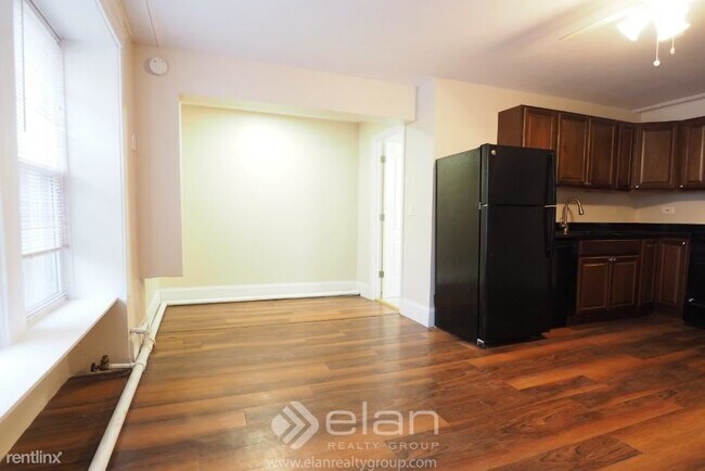 Foto del edificio - 4866 N Magnolia Ave