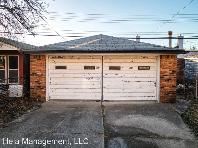 Building Photo - 3 br, 1.5 bath House - 20165 Warrington Dr