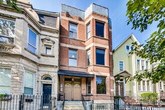 Building Photo - 1138 W Addison St