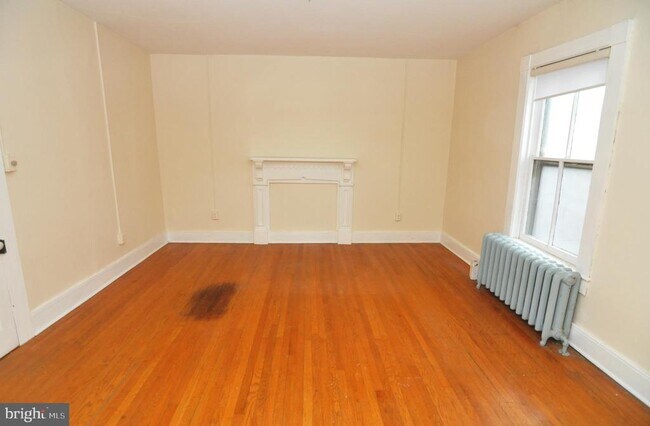 Building Photo - 515 N Loudoun St