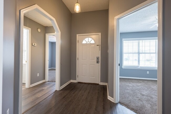 Building Photo - 4123 Sedgwyck Ln