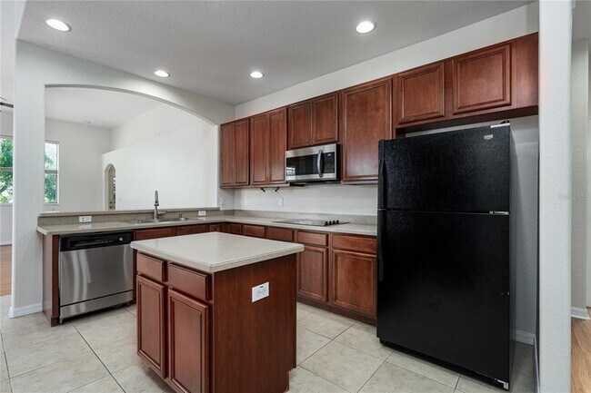 Foto del edificio - 4420 85th Ave Cir E