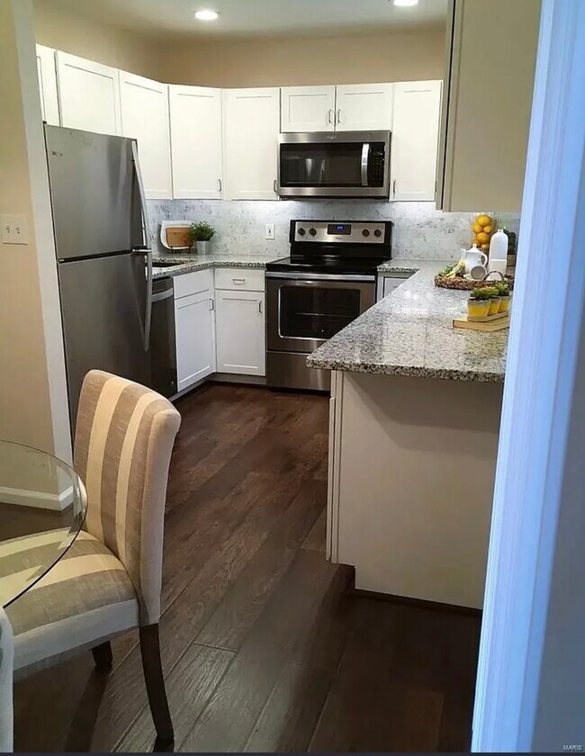 Foto del edificio - 9169 Wrenwood Ln