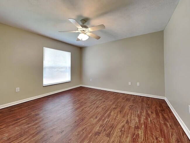 Building Photo - 13016 Creek Manor Ct