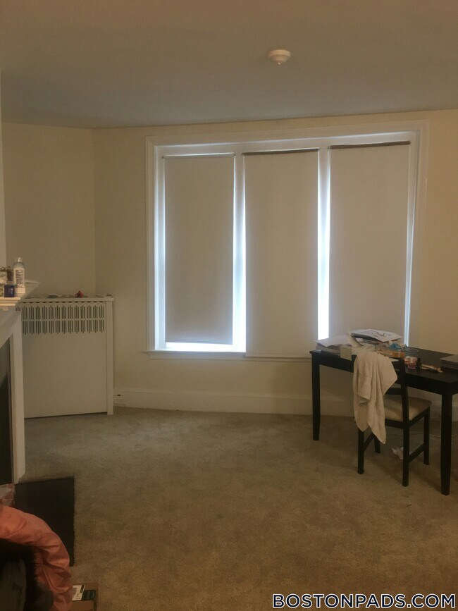 Foto del edificio - 1223 Beacon St