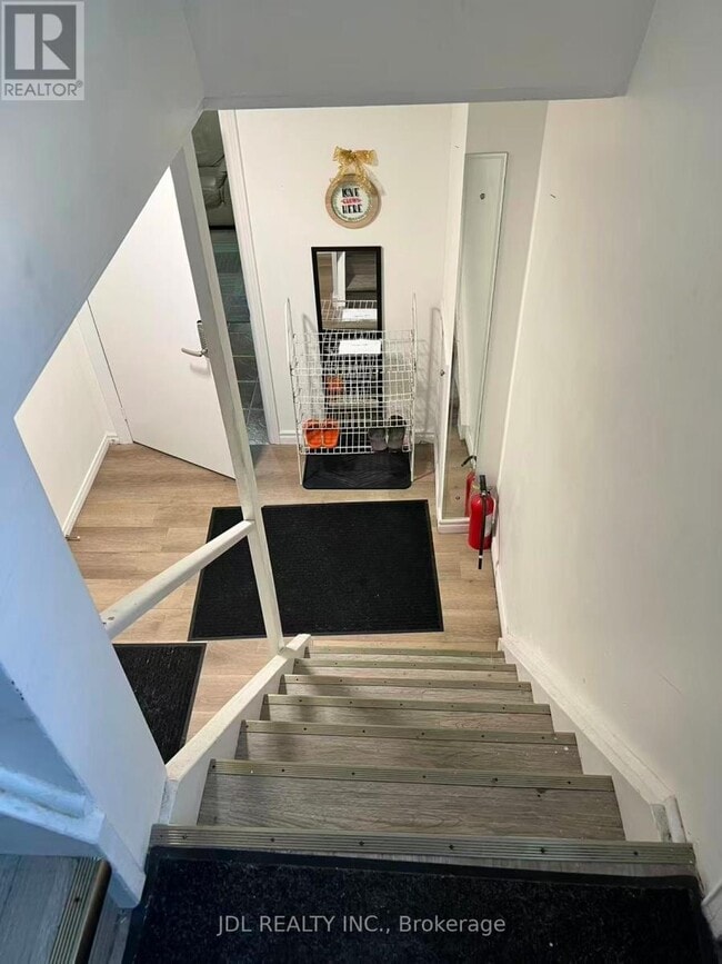 Photo du bâtiment - 15 Summerglade Dr