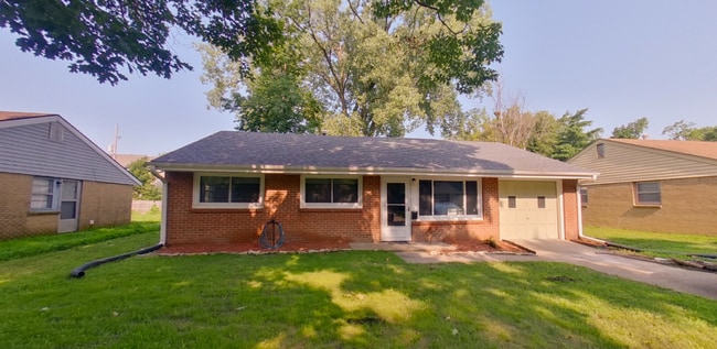 Building Photo - 3D Tour Available - Gorgeous Farmhouse Rem...