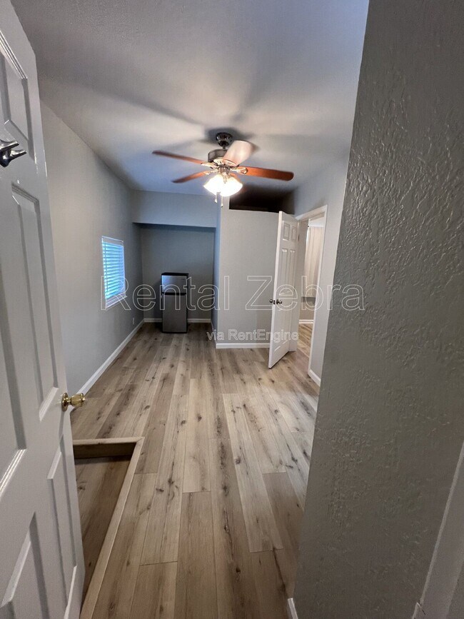 Foto del edificio - 343 Arlen Dr