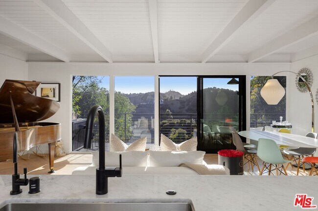 Foto del edificio - 7900 W Willow Glen Rd
