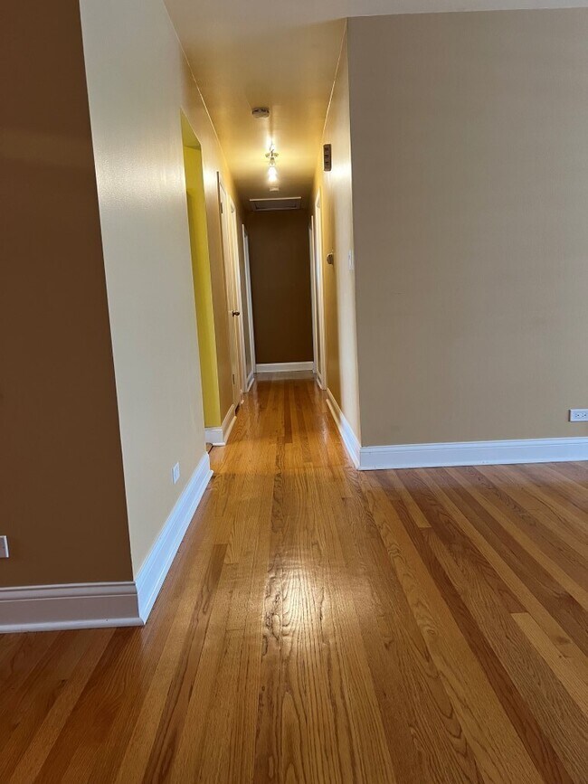 Building Photo - 1140 Perda Ln