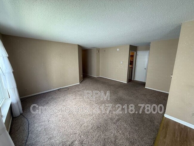 Foto del edificio - 1912 Blue Pine Ln