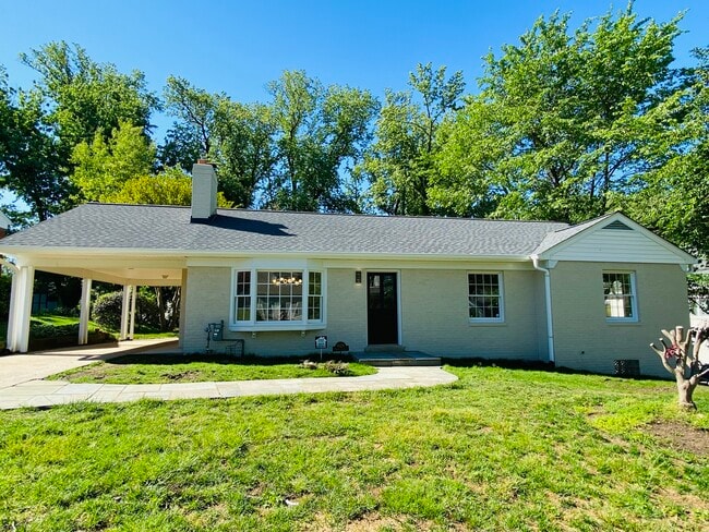 Building Photo - 6629 Kirby Ct