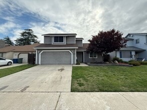 Building Photo - 3086 Beverly Ct