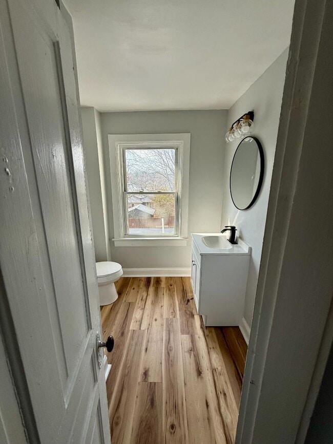 Photo - 317 Grove St Apartment