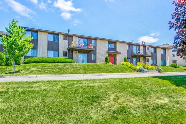 Building Photo - Rolling Ridge