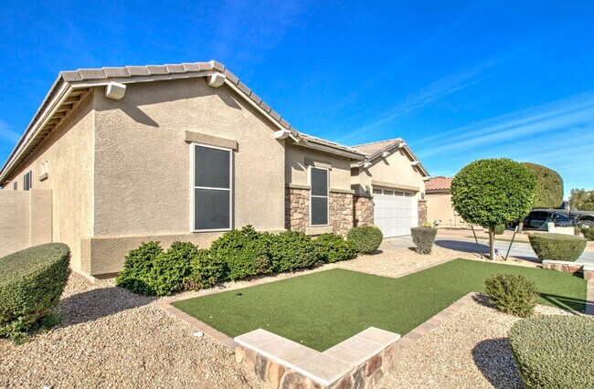 Foto del edificio - 5316 N 186th Dr