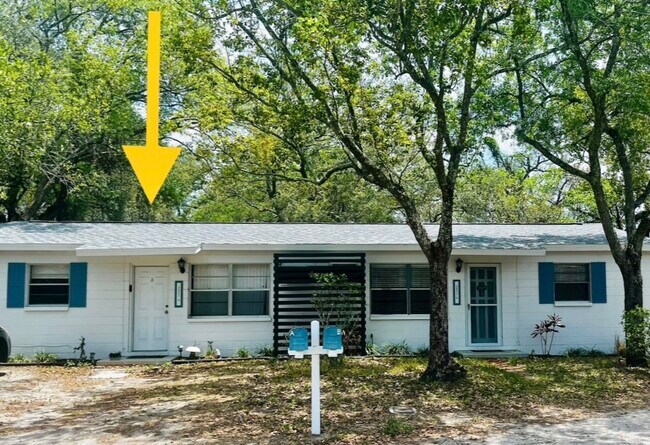 Building Photo - 9803 N Aster Ave