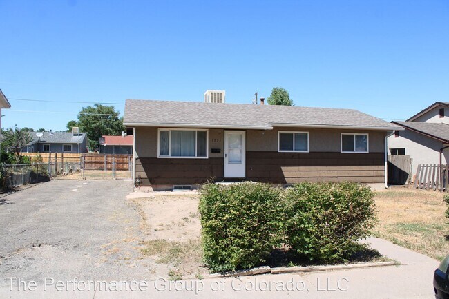 Foto del edificio - 4 br, 2 bath House - 3721 Azalea St.