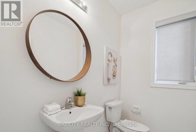 Building Photo - 1192 Enchanted Crescent
