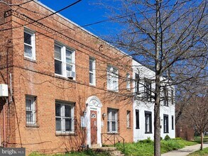 Building Photo - 3516 Ely Pl SE