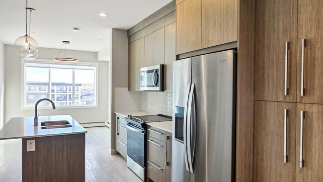 Building Photo - 111 Wolf Creek Dr SE