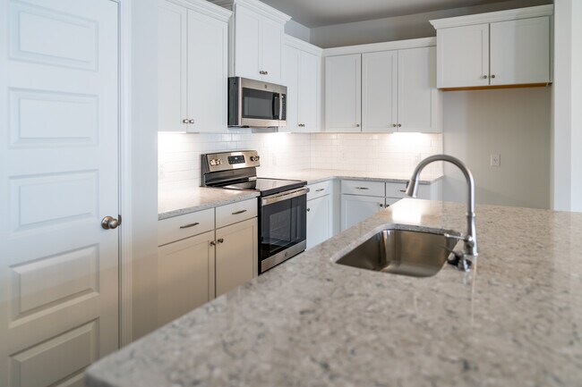 Foto del edificio - 163 Omalley Dr