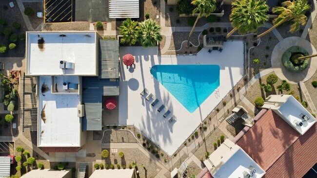 Foto del edificio - Bright 3-Bed Townhouse in Quiet Gated Community Near ASU