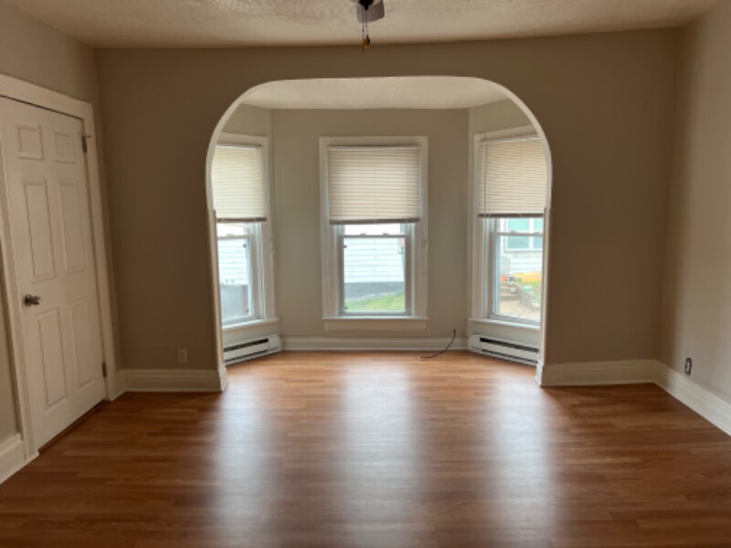 209 Harrison Ave Unit 2, Greensburg, PA 15601 Room for Rent in Greensburg, PA