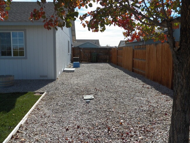 Building Photo - 222 Colorado Ln