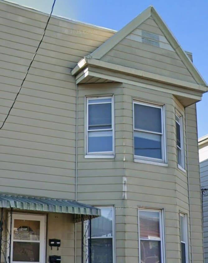 Primary Photo - 26 W 20th St