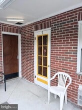 Building Photo - 268 Wilkes St