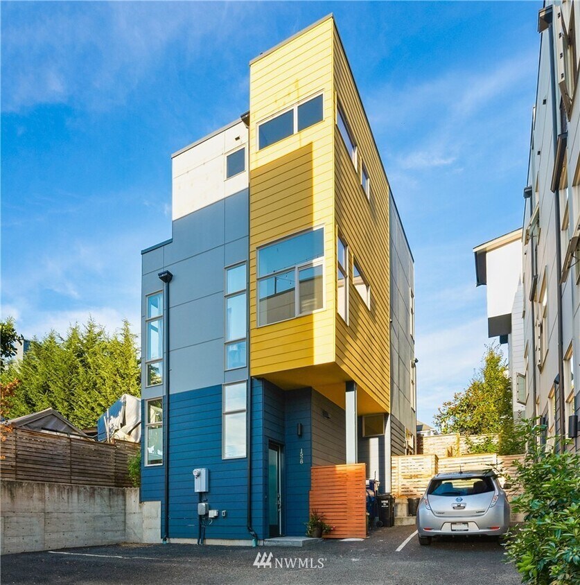 Primary Photo - 1528 21st Ave S