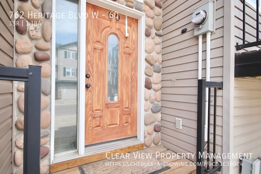 Photo principale - Beautiful 3 bedroom, 1.5 bathroom condo lo...