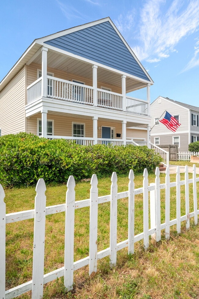 Building Photo - 1861 E Ocean View Ave