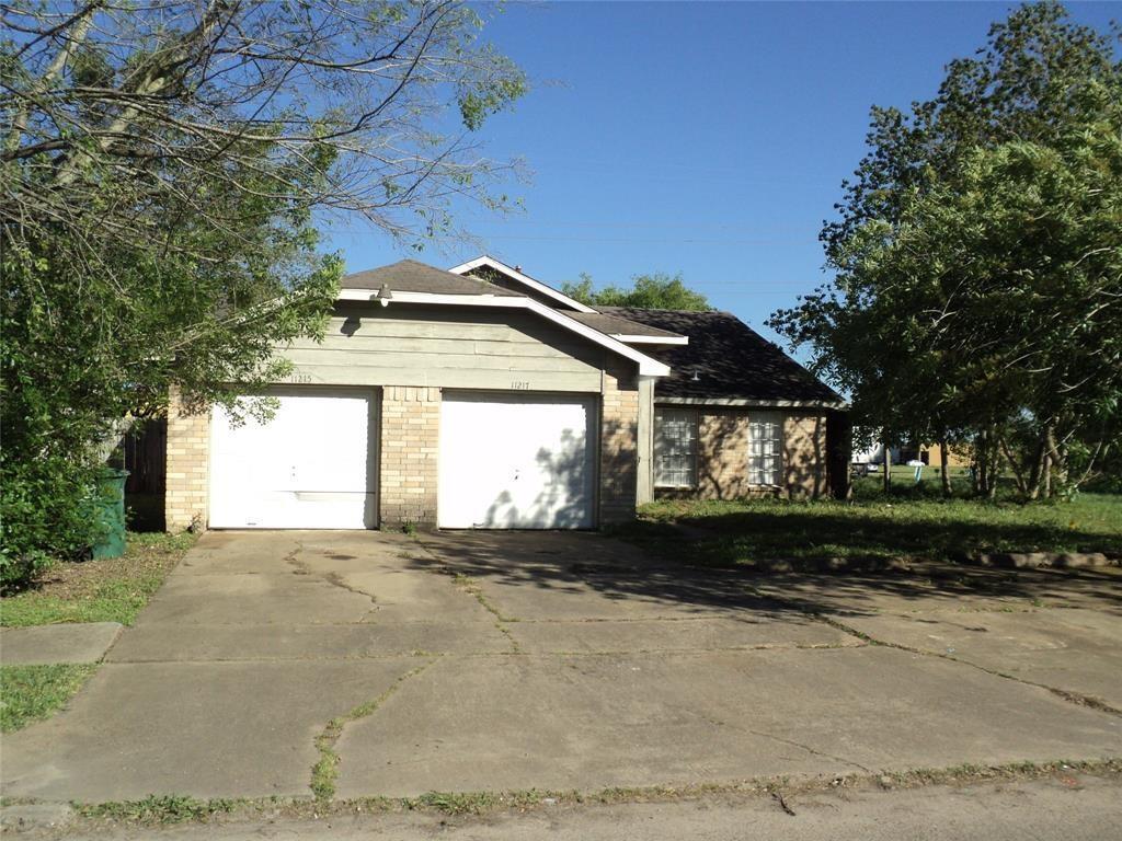 11217 Pender Ln, Stafford, TX 77477 Room for Rent in Stafford, TX