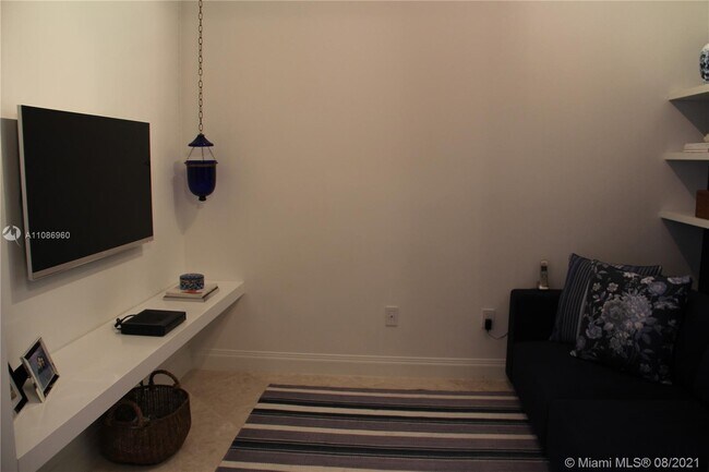 Foto del edificio - 3131 NE 188th St
