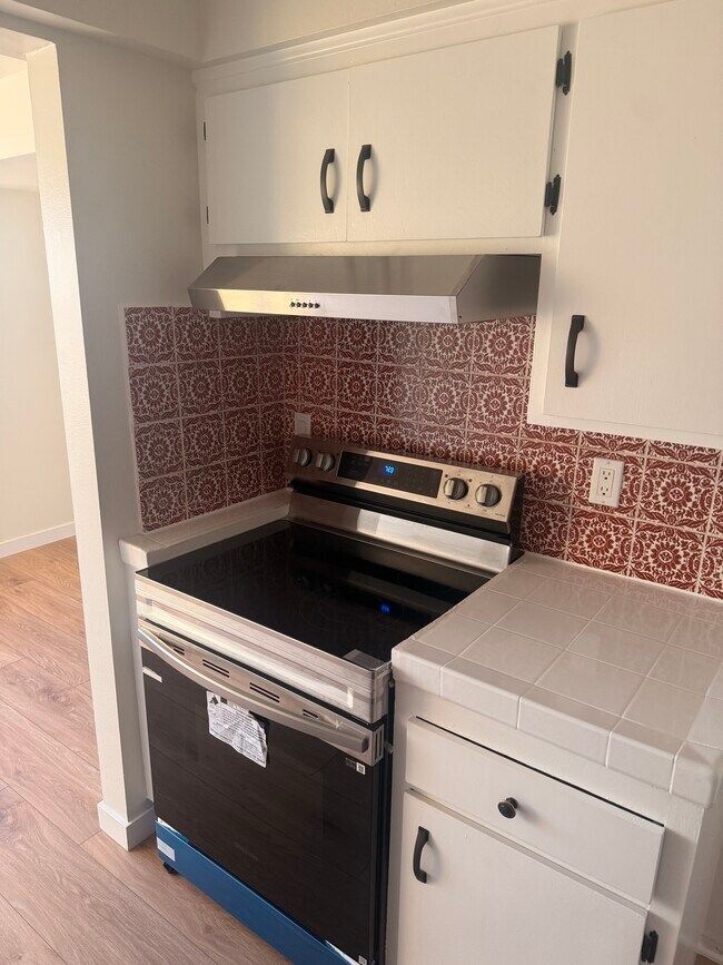 Foto del edificio - 770 W Imperial Ave