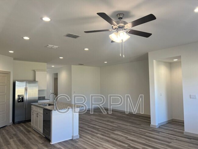 Foto del edificio - 7330 9th St