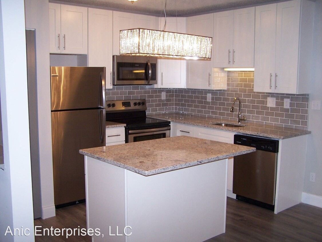 Primary Photo - 1 br, 1 bath Apartment - 8717 Watson Road