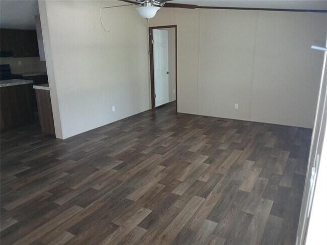 Foto del edificio - 7070 FM1115
