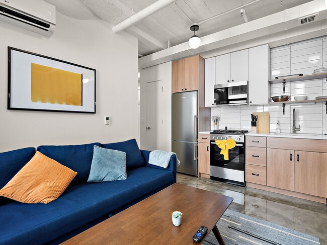 Foto del edificio - 608 N 3rd Ave