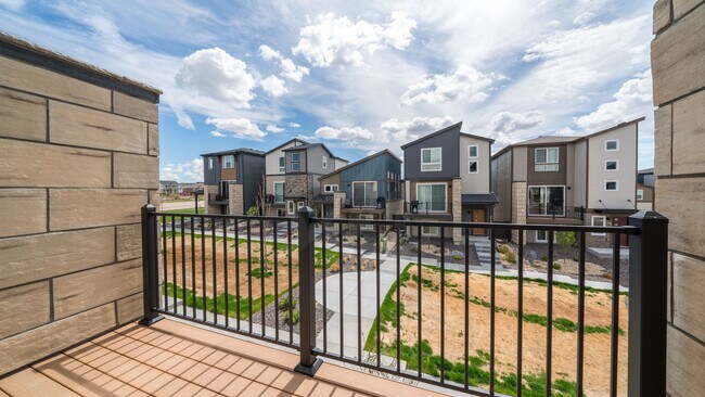 Building Photo - Modern 4 Bedroom Home in Wolf Ranch