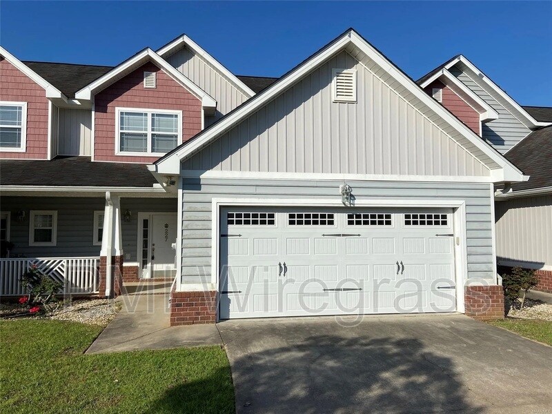 227 Charleston Dr, Enterprise, AL 36330 House Rental in Enterprise
