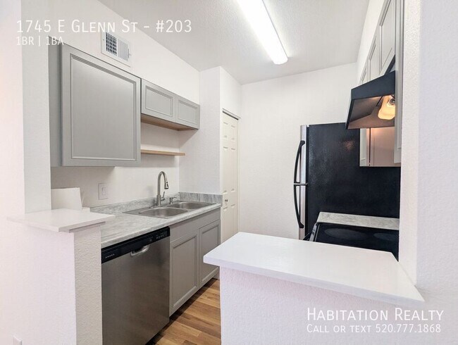 Foto del edificio - 1745 E Glenn St