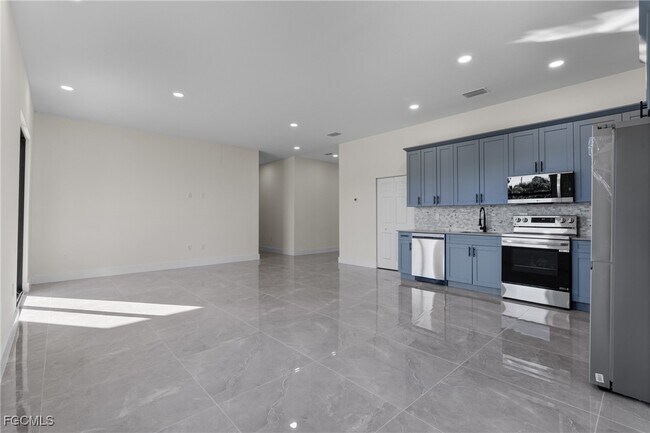 Foto del edificio - 1134 Cummings St E