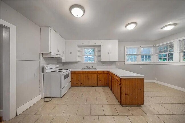 Foto del edificio - 2407 Juanita St