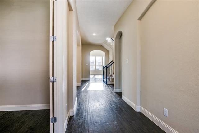 Foto del edificio - 7592 Plowman Ln